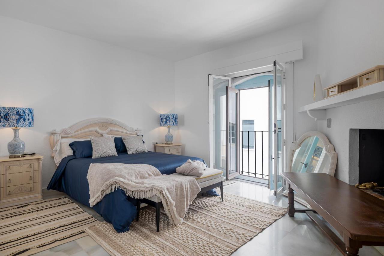 Luxurious Frontline Penthouse In Puerto Banus Apartment Marbella Exterior photo