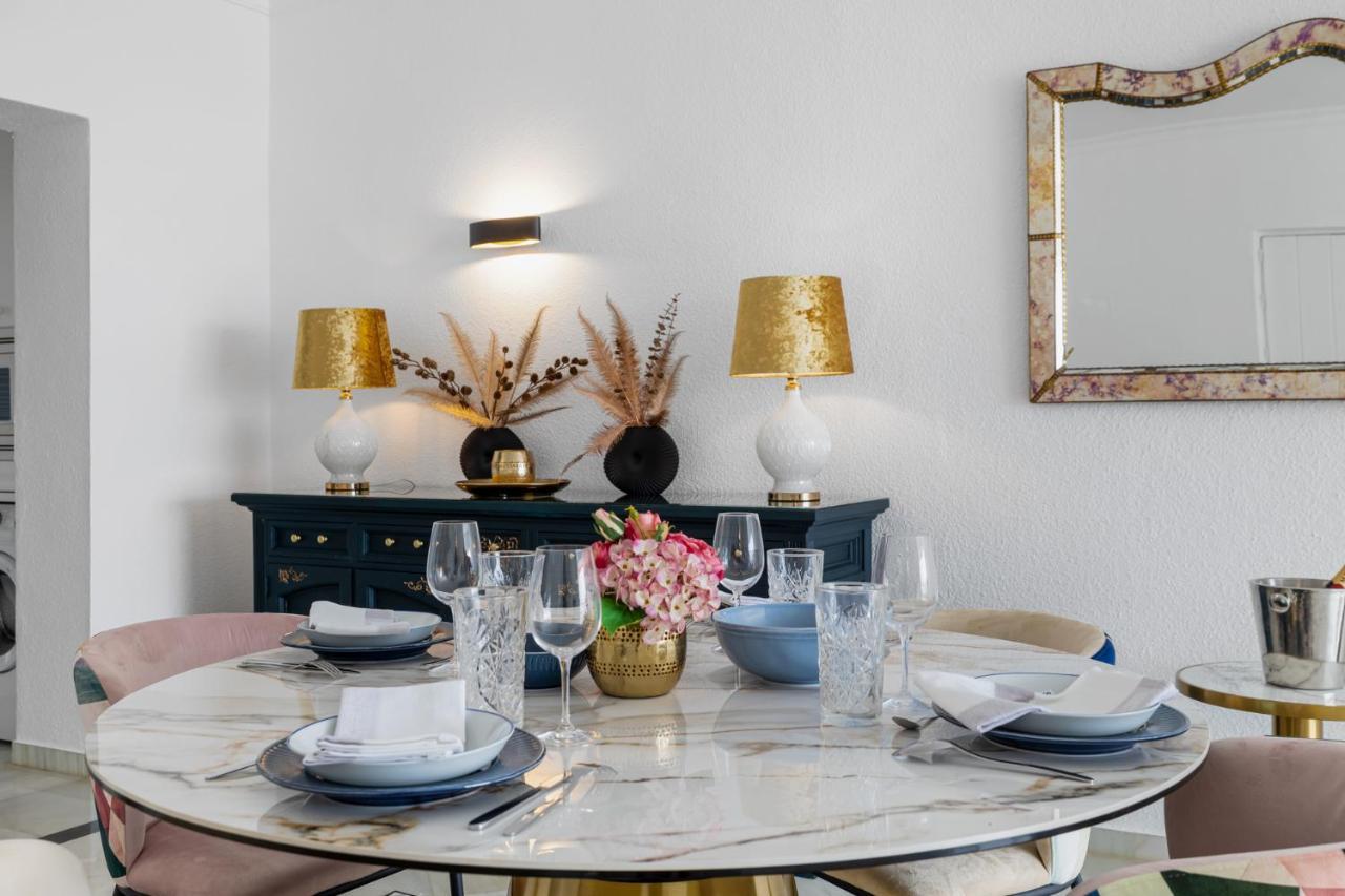 Luxurious Frontline Penthouse In Puerto Banus Apartment Marbella Exterior photo