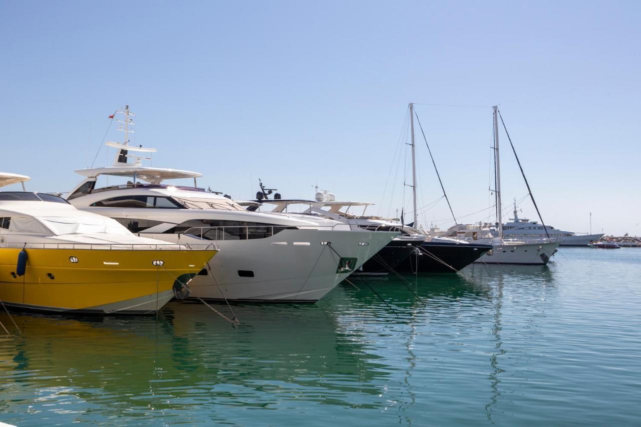 Luxurious Frontline Penthouse In Puerto Banus Apartment Marbella Exterior photo